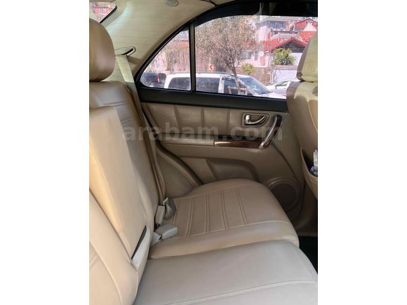 Muhcar Motors’ tan Kia Sorento 2.5 CRDi EX 2006 Model İstanbul