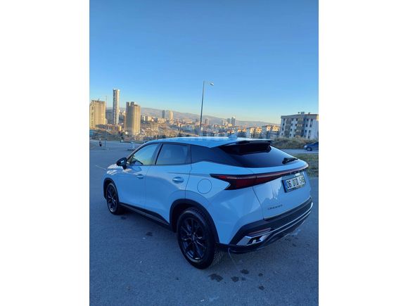 Sahibinden Chery Omoda 5 1.6 T-GDI Comfort 2023 Model Ankara 48.000 km Mavi