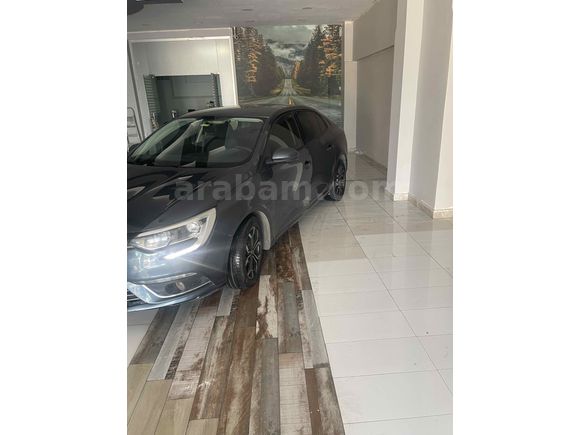 Galeriden Renault Megane 1.3 TCe Joy 2020 Model Afyonkarahisar