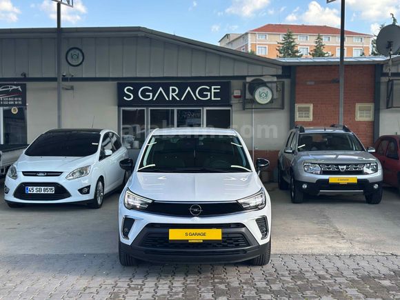 Galeriden Opel Crossland 1.2 T Essential 2023 Model Manisa