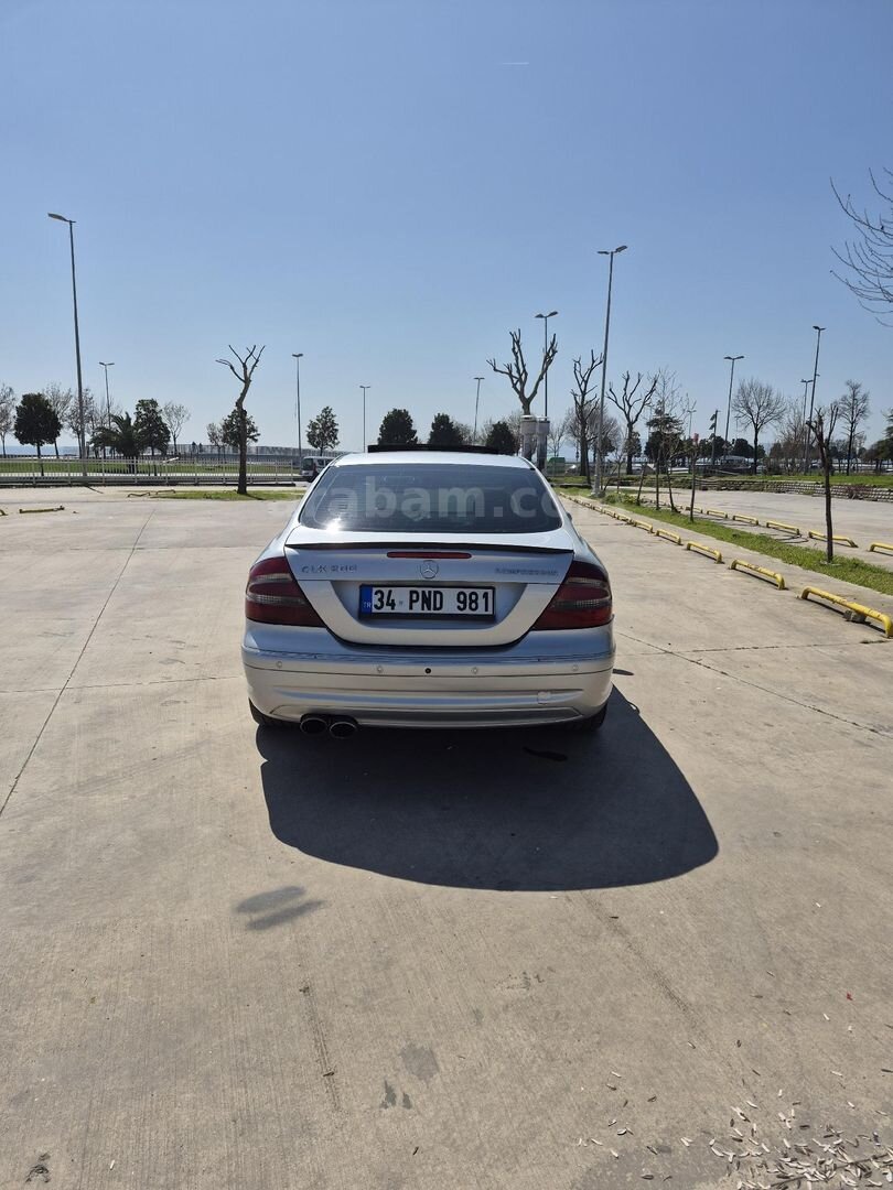 Sahibinden Mercedes - Benz CLK 200 Kompressor Elegance 2003 Model İstanbul 313.000 km Gri (Gümüş) 7