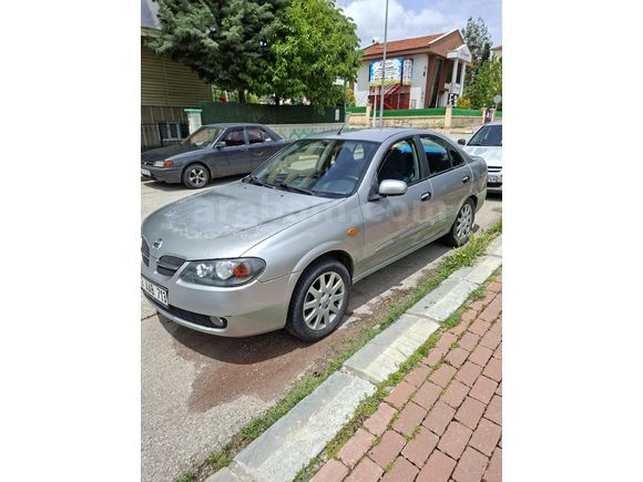 Nissan Almera 1.5 tekna