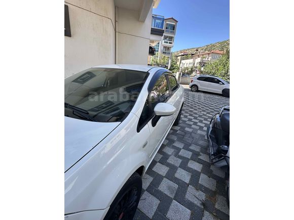 Galeriden Fiat Linea 1.3 Multijet Pop 2016 Model Muğla