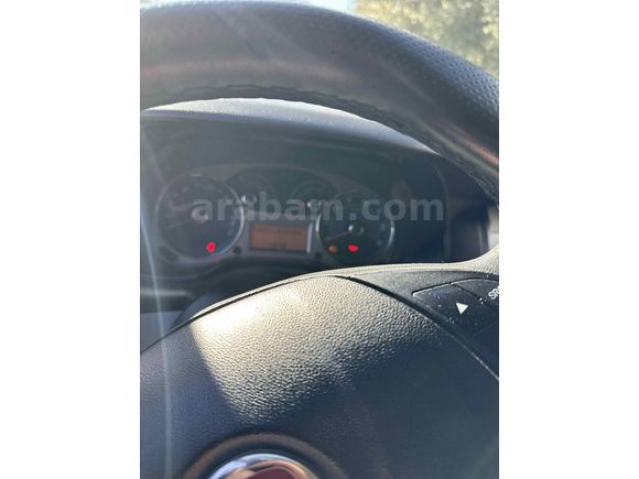 Galeriden Fiat Linea 1.3 Multijet Pop 2016 Model Muğla