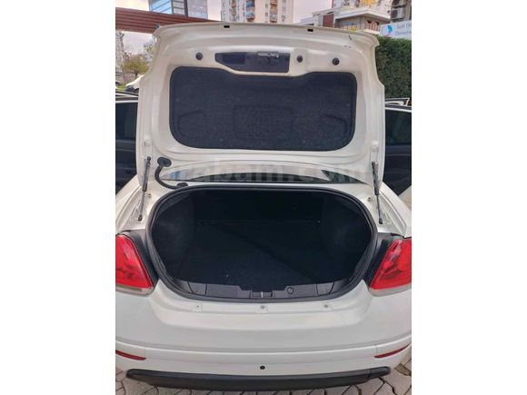Galeriden Fiat Linea 1.3 Multijet Pop 2016 Model Muğla