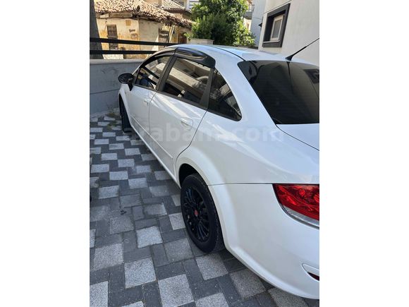 Galeriden Fiat Linea 1.3 Multijet Pop 2016 Model Muğla