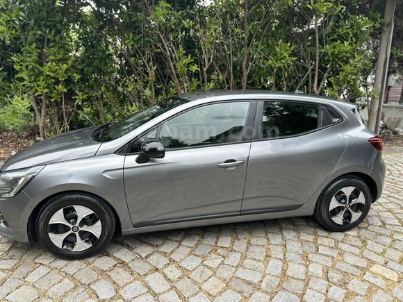Hatasız boyasız değişensiz 2022 model clio