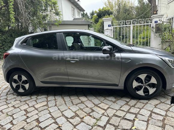 Hatasız boyasız değişensiz 2022 model clio