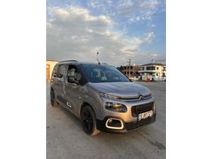 Sahibinden Citroen Berlingo 1.5 BlueHDI Feel Bold 2023 Model 