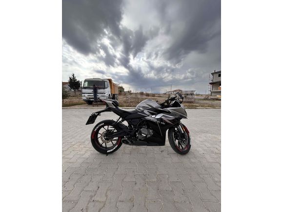 Sahibinden  sıkıntısız 250SR 