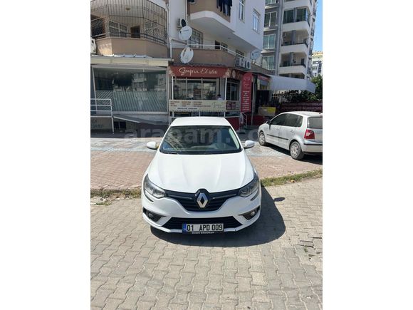 Sahibinden Renault Megane 1.5 dCi 2017 Model  207.000 km Beyaz