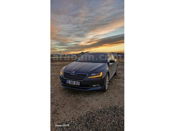 Sahibinden Skoda SuperB 1.6 TDI Style 2019 Model  148.000 km Gri