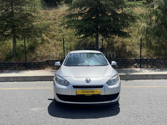DÜZ MOTORS RENAULT FLUENCE 1.5 DCİ AĞIR BAKIMLARI YAPILMIŞ 