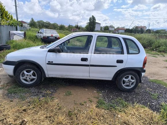 Galeriden Opel Corsa 1.4 GLS 1997 Model Kırıkkale