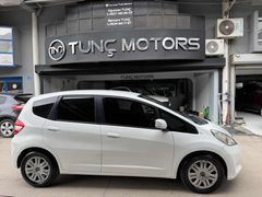 TUNÇ MOTORS / 2012 HONDA JAZZ / TAM OTOMATİK / DÜŞÜK KM