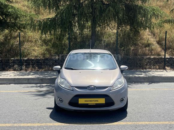 DÜZ MOTORS FORD FİESTA 1.4 TDCİ TİTANİUM AĞIR BAKIMLARI YAPILMIŞ 