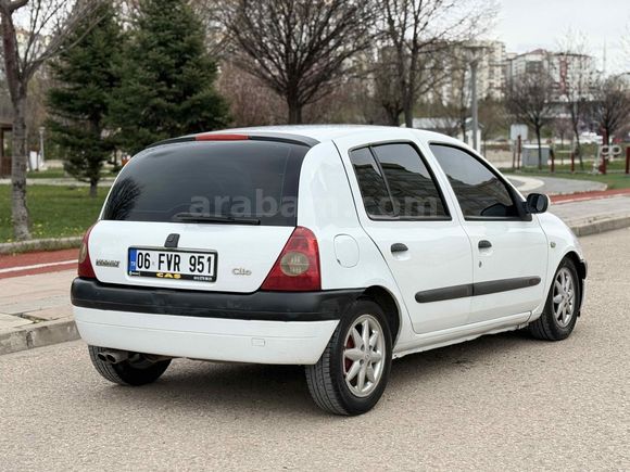 Sahibinden Renault Clio 1.6 RXT 2000 Model 
