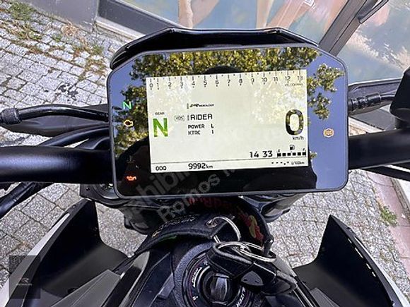 Galeriden Kawasaki Z 900 2025 Model İstanbul 10.000 km Yeşil
