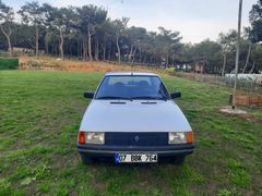 Galeriden Renault R 9 1.4 Spring 1996 Model Antalya