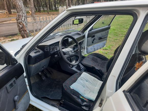 Galeriden Renault R 9 1.4 Spring 1996 Model Antalya