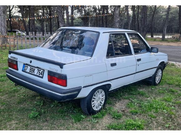 Galeriden Renault R 9 1.4 Spring 1996 Model Antalya