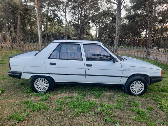 Galeriden Renault R 9 1.4 Spring 1996 Model Antalya
