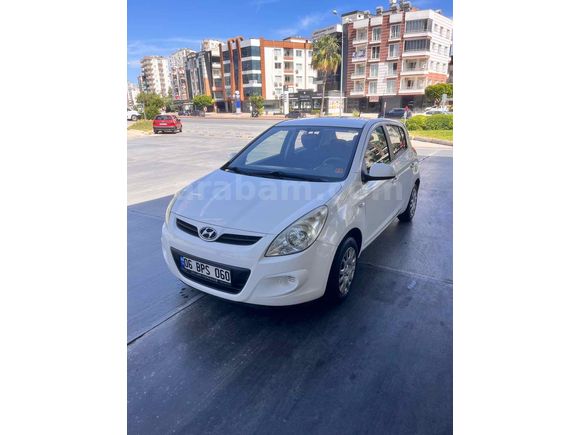 SAHİBİNDEN OTOMATİK İ20