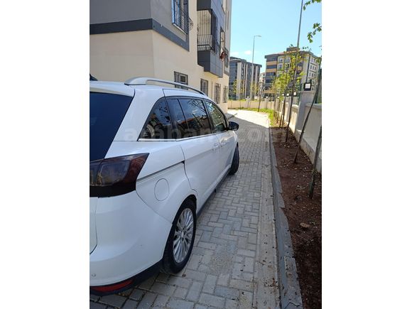 Sahibinden Ford Grand C-Max 1.6 TDCI Titanium 2013 Model