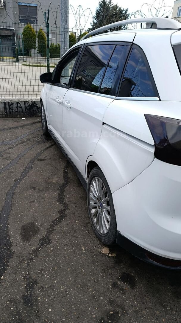 Sahibinden Ford Grand C-Max 1.6 TDCI Titanium 2013 Model Gaziantep 233.000 km Beyaz 7