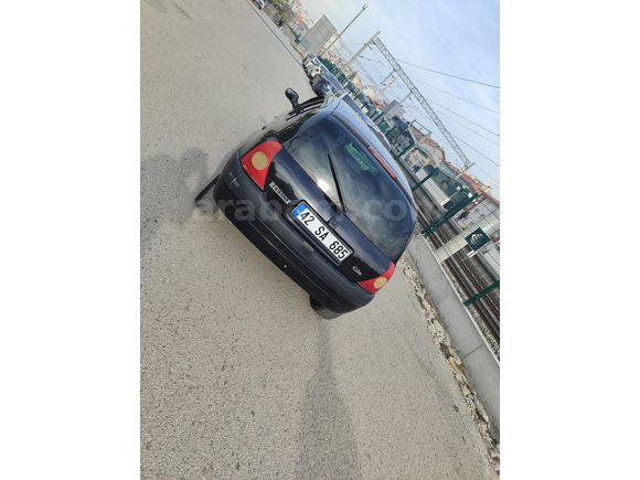 Sahibinden Renault Clio 1.6 RTE 2000 Model Ankara