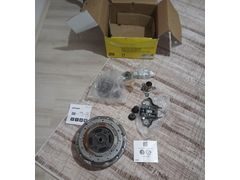 Ford Otomatik Çatallı ve Bilyalı Debriyaj Seti LUK 602000800
