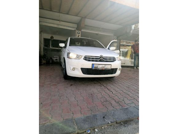 Memurdan temiz aile arabası