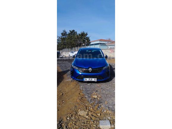 Sahibinden Renault Clio 1.0 TCe Evolution 2023 Model 