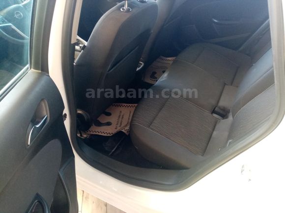 Galeriden Opel Astra 1.6 Edition 2015 Model Kayseri