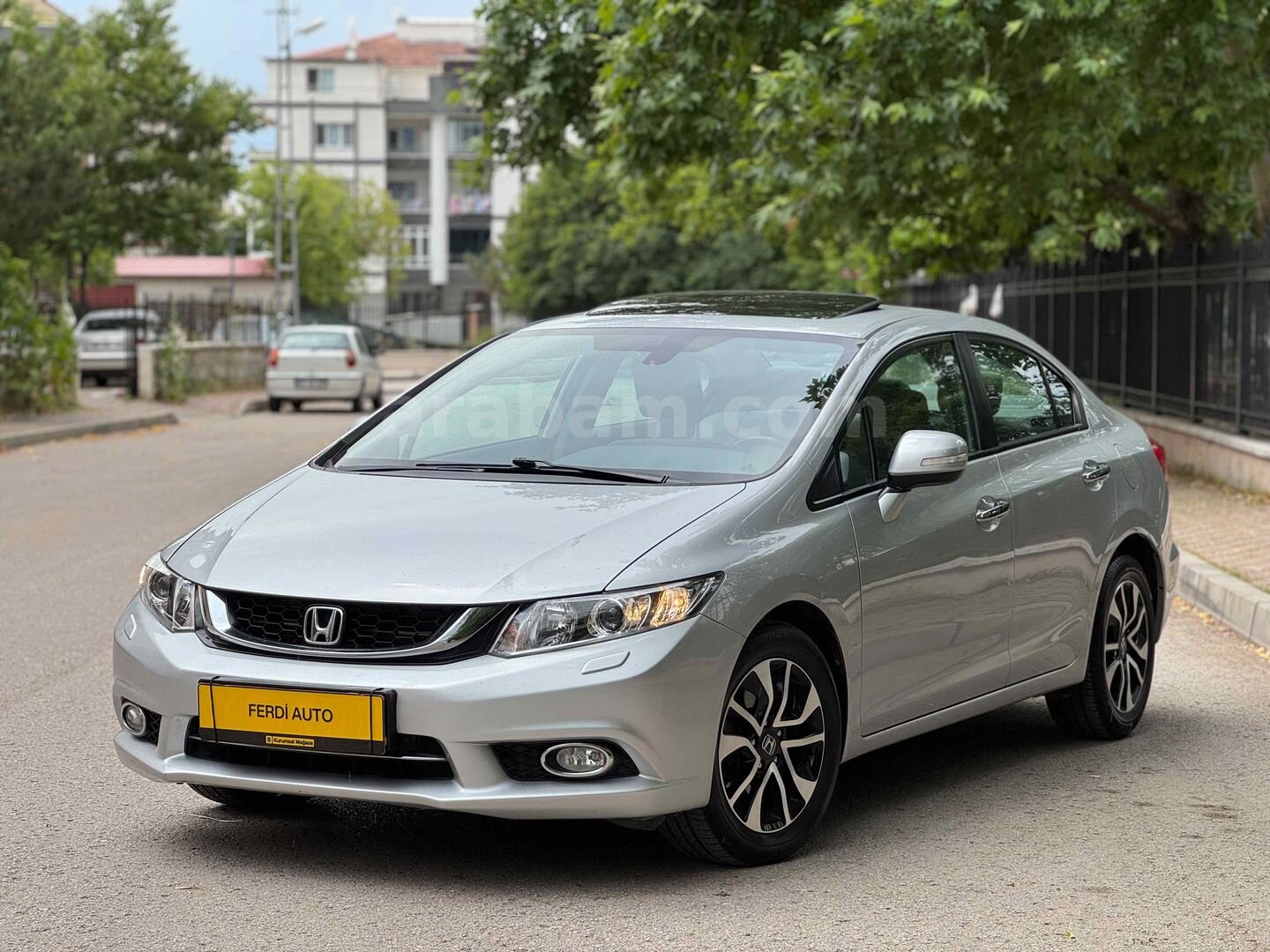 Galeriden Honda Civic 1.6i VTEC Eco Elegance 2016 Model Ankara 124.000 km Gri (Gümüş) 3