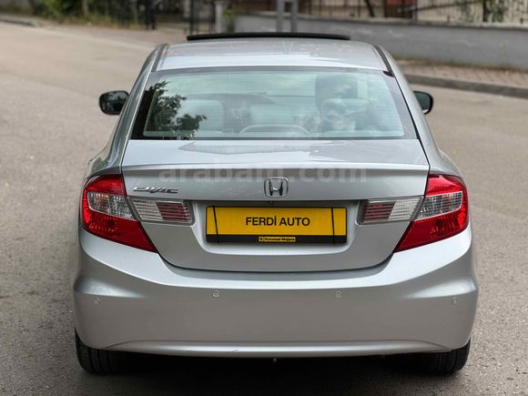 Galeriden Honda Civic 1.6i VTEC Eco Elegance 2016 Model Ankara