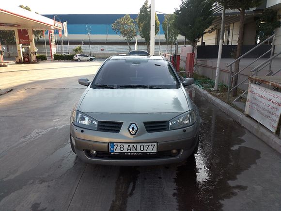 Sahibinden Renault Megane 1.6 Dynamique 2004 Model