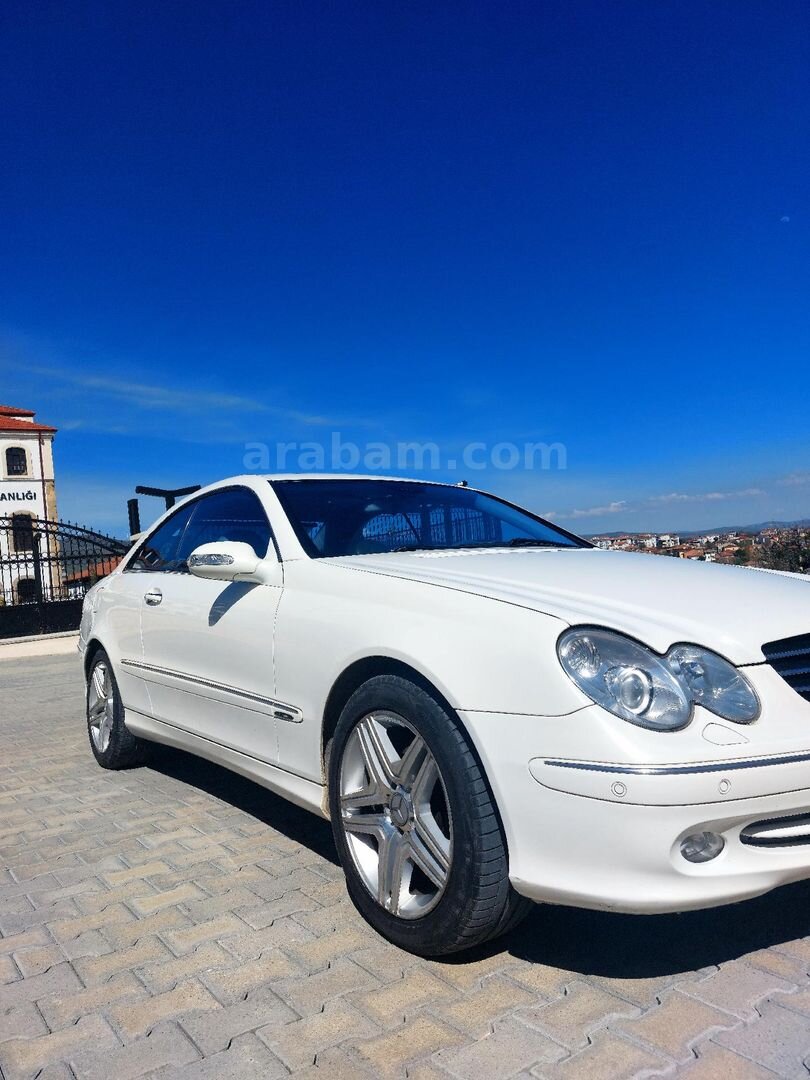 Sahibinden Mercedes - Benz CLK 200 Kompressor Avantgarde 2004 Model Amasya 271.000 km Beyaz 3