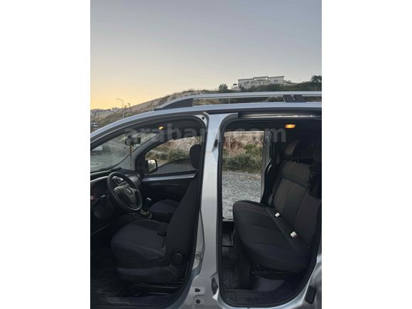Sahibinden Citroen Nemo Combi 1.4 HDi 2011 Model  196.000 km Gri (Gümüş)