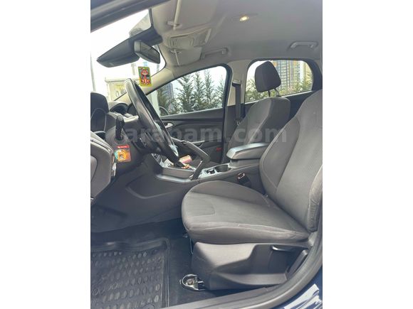 Sahibinden Ford Focus 1.6 TDCi Titanium 2011 Model 