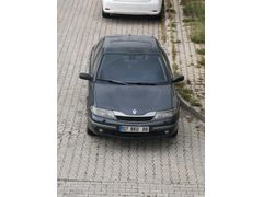 Sahibinden Renault Laguna 1.6 Privilege 2004 Model  330.000 km Lacivert
