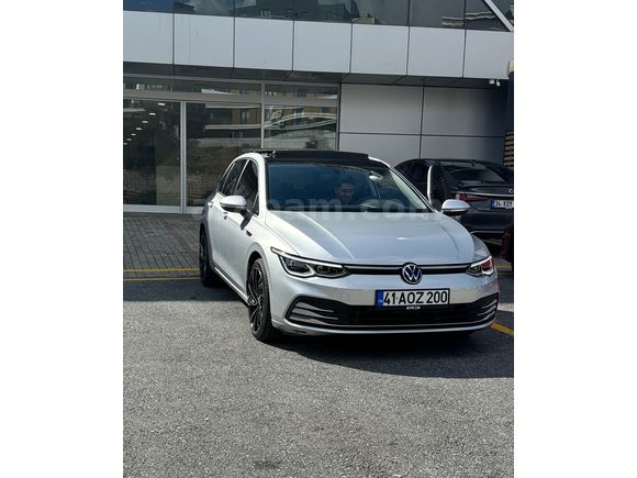Sahibinden Volkswagen Golf 1.5 eTSI Style 2022 Model 