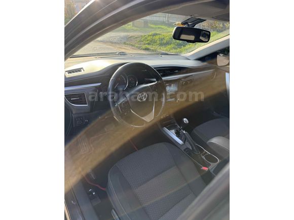 Sahibinden Toyota Corolla 1.4 D-4D Advance 2015 Model 