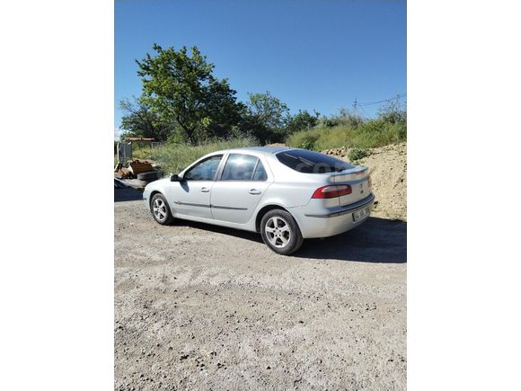 Sahibinden Renault Laguna 1.6 Expression 2005 Model