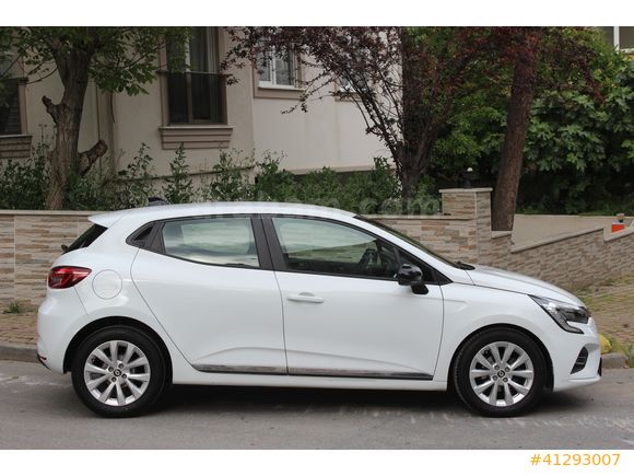 2023 MODEL RENAULT CLİO 1.0 TCE TOUCH ORJİNAL