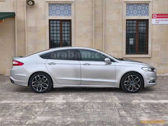 ÜMİT AUTO/2017/TİTANİUM/OTOMATİK/GERİ GÖRÜŞ KAMERA/