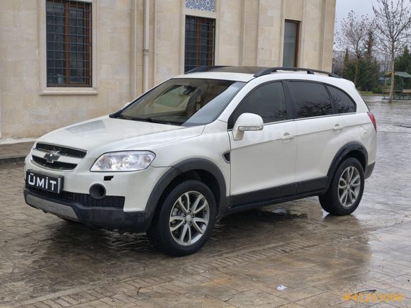 ÜMİT AUTO/2011/CAPTİVA/LT HİGH/SUNROFF/4X4/7 KİŞİLİK/