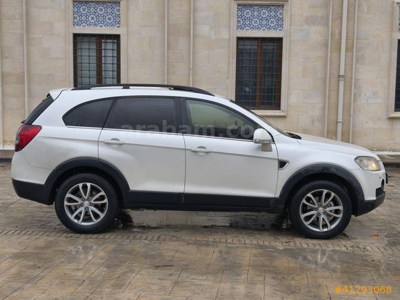 ÜMİT AUTO/2011/CAPTİVA/LT HİGH/SUNROFF/4X4/7 KİŞİLİK/