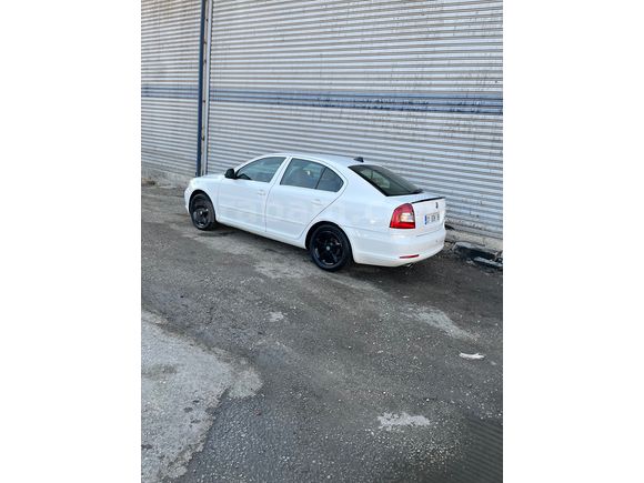 Orjinal hatasıZ Sahibinden Skoda Octavia 1.6 TDI Elegance 2012 Model 