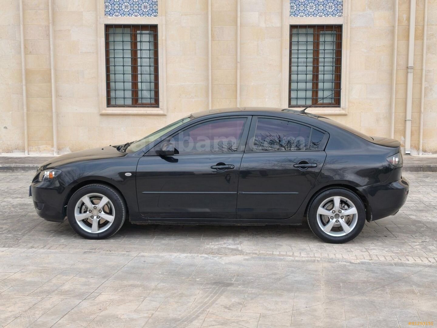 Galeriden Mazda 3 1.6 Sport Dynamic 2005 Model Gaziantep 246.000 km Siyah 7